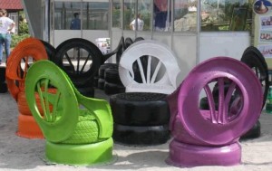 A creative idea for tires to use as a chair set