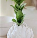 Beautiful-plastic-spoon-centerpiece-2